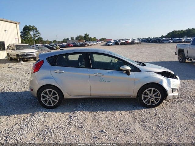2019 FORD FIESTA SE 13