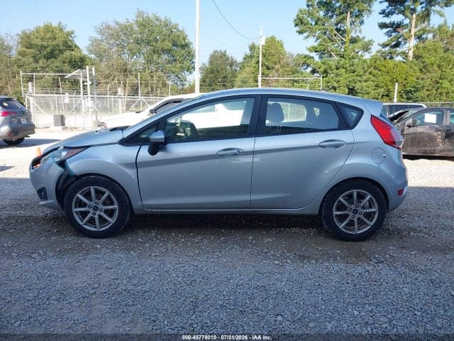 2019 FORD FIESTA SE 14