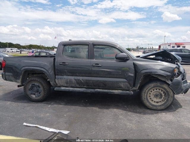 2018 TOYOTA TACOMA SR V6 13