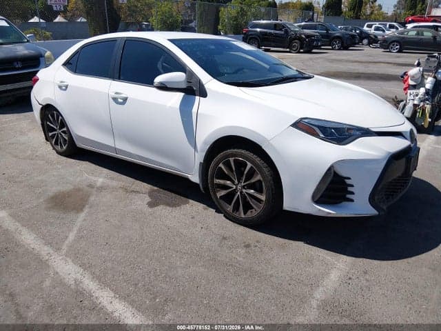 2019 TOYOTA COROLLA SE 1