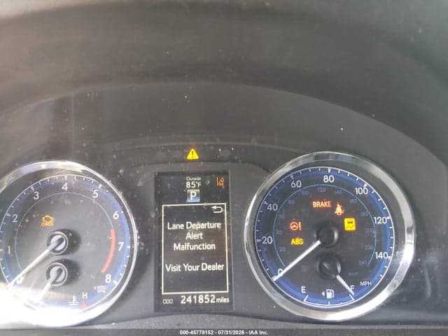 2019 TOYOTA COROLLA SE 7