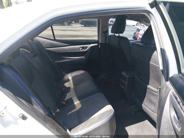 2019 TOYOTA COROLLA SE 8