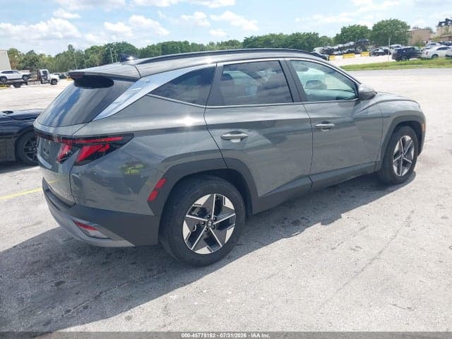 2026 HYUNDAI TUCSON SEL 4