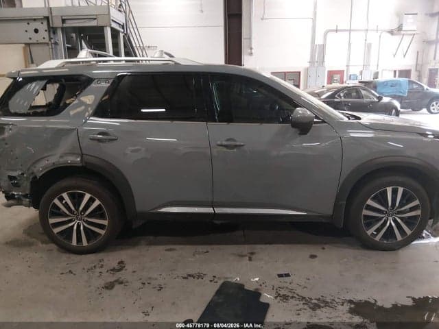 2025 NISSAN PATHFINDER PLATINUM 4WD 14