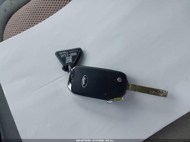 2020 KIA SOUL S 11