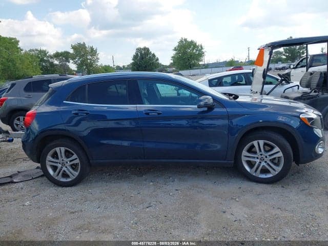 2020 MERCEDES-BENZ GLA 250 4MATIC 13