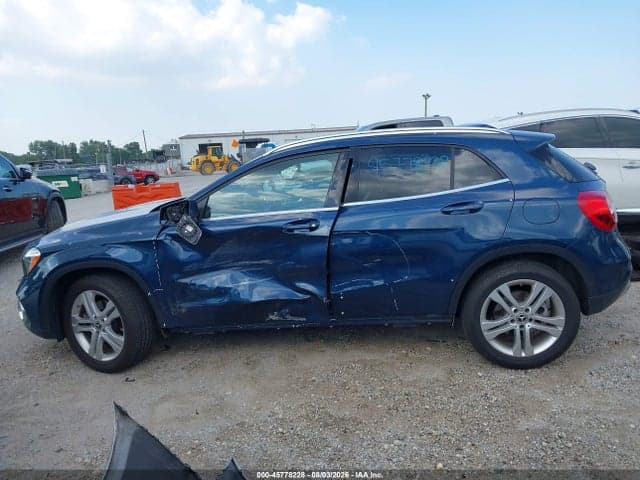 2020 MERCEDES-BENZ GLA 250 4MATIC 14