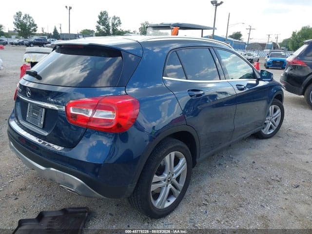 2020 MERCEDES-BENZ GLA 250 4MATIC 4