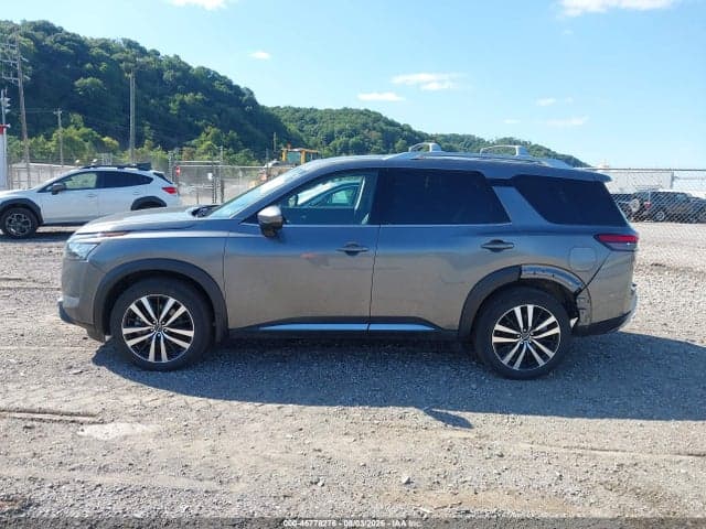 2025 NISSAN PATHFINDER PLATINUM 4WD 15