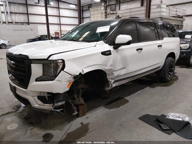 2021 GMC YUKON XL SLT 2