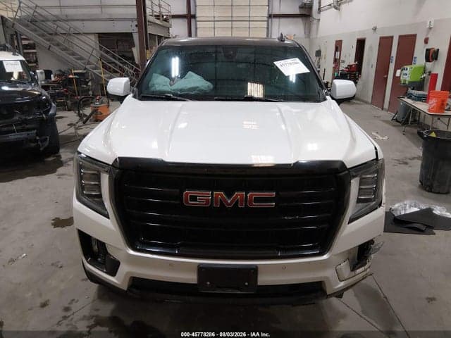 2021 GMC YUKON XL SLT 12