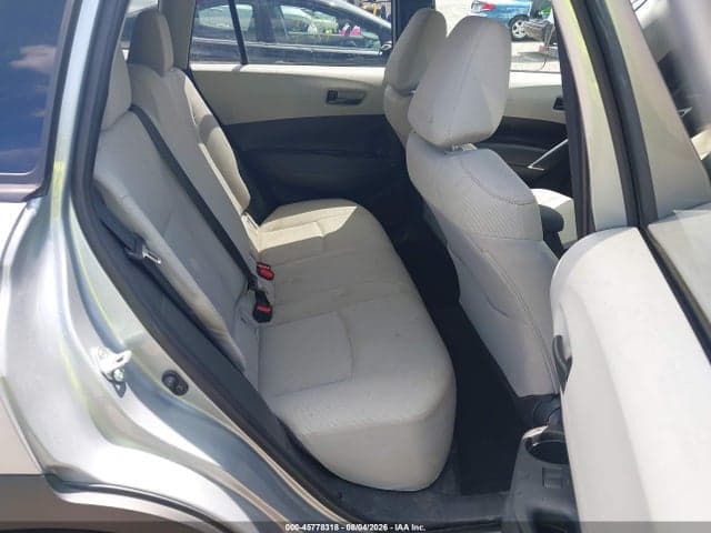 2025 TOYOTA COROLLA CROSS LE 8