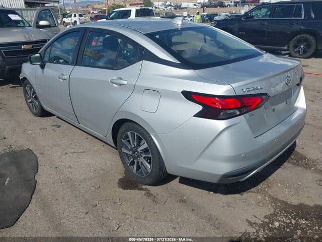 2021 NISSAN VERSA SV XTRONIC CVT 3
