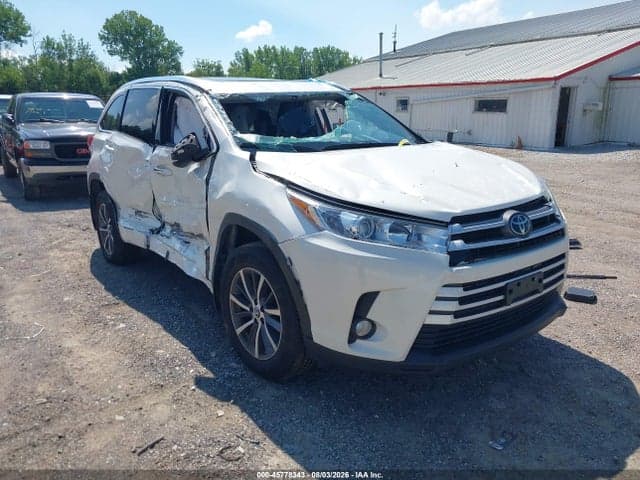 2018 TOYOTA HIGHLANDER XLE - 1