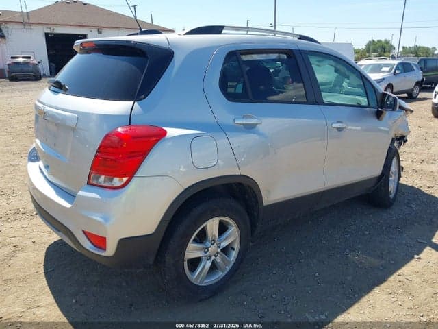 2022 CHEVROLET TRAX AWD LT 4