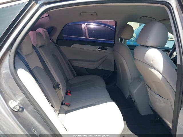 2018 HYUNDAI SONATA SE 8