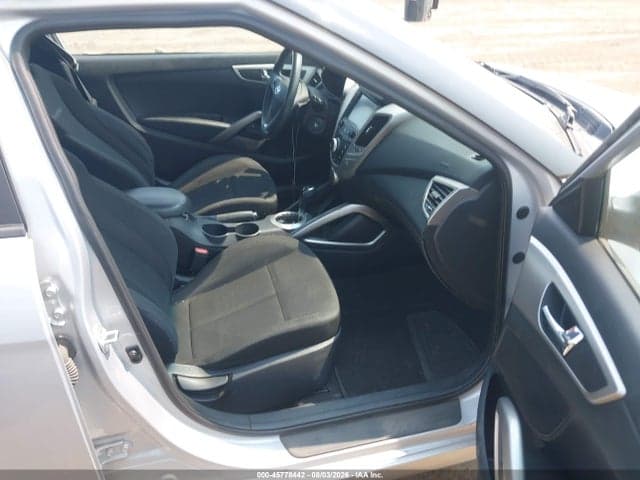 2017 HYUNDAI VELOSTER 5