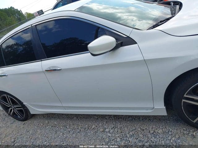 2017 HONDA ACCORD SPORT SE 14