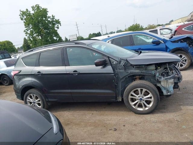 2018 FORD ESCAPE SE 14