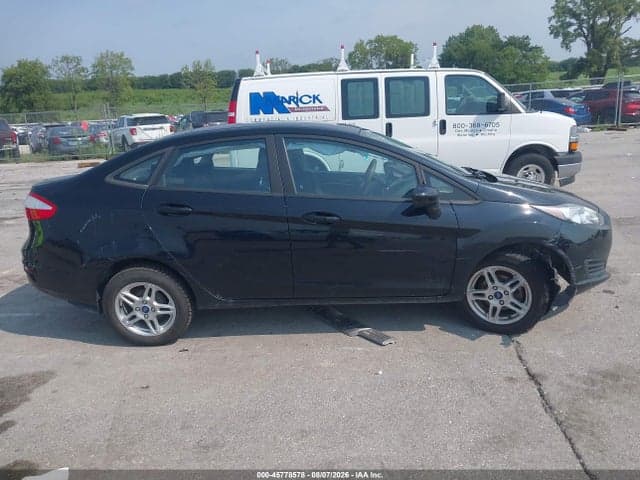 2017 FORD FIESTA SE 13