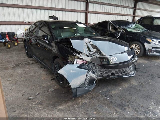 2026 TOYOTA CAMRY SE 1