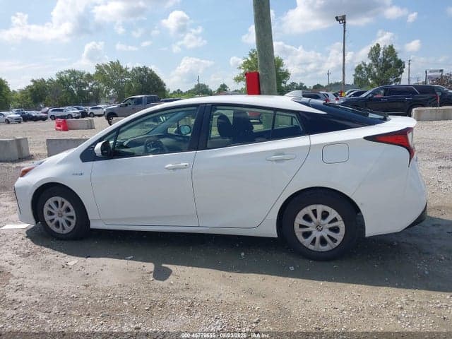 2021 TOYOTA PRIUS LE 14