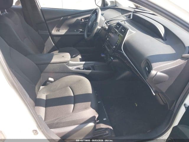 2021 TOYOTA PRIUS LE 5