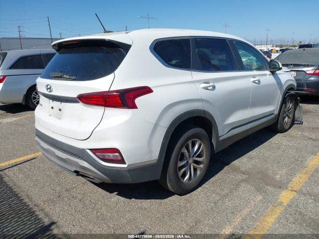 2019 HYUNDAI SANTA FE SE 4