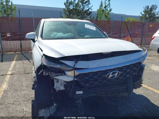 2019 HYUNDAI SANTA FE SE 6