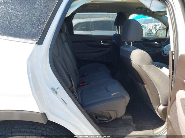 2019 HYUNDAI SANTA FE SE 8