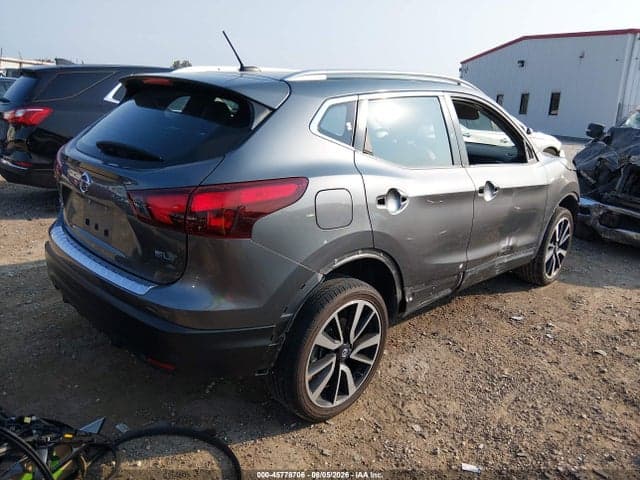 2019 NISSAN ROGUE SPORT SL 4