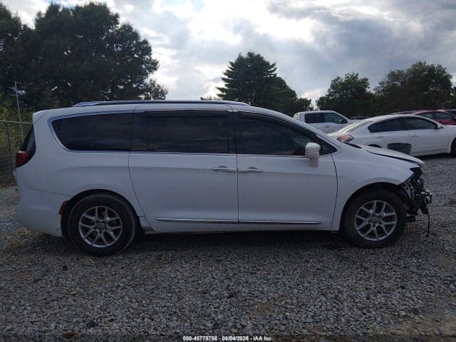 2020 CHRYSLER PACIFICA TOURING L 13