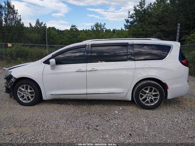 2020 CHRYSLER PACIFICA TOURING L 14