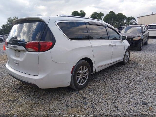 2020 CHRYSLER PACIFICA TOURING L 4