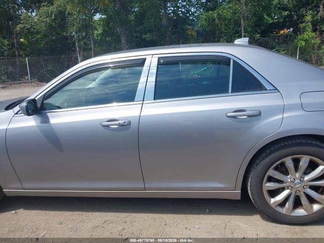 2017 CHRYSLER 300 LIMITED AWD 14