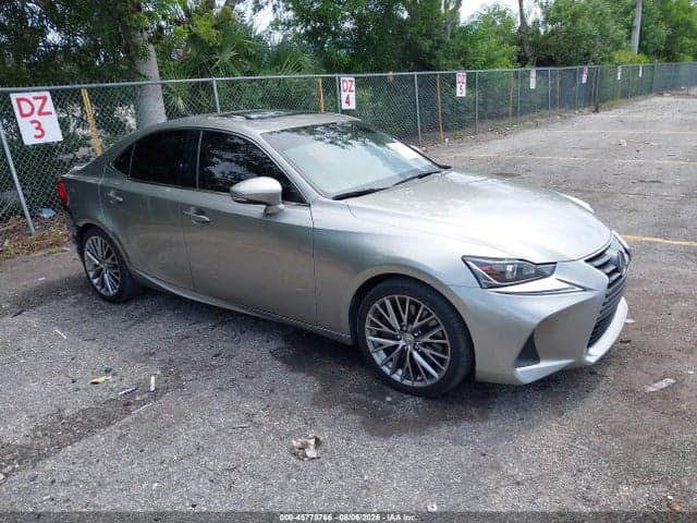 2017 LEXUS IS 200T 1