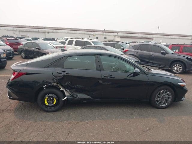 2024 HYUNDAI ELANTRA SEL 13