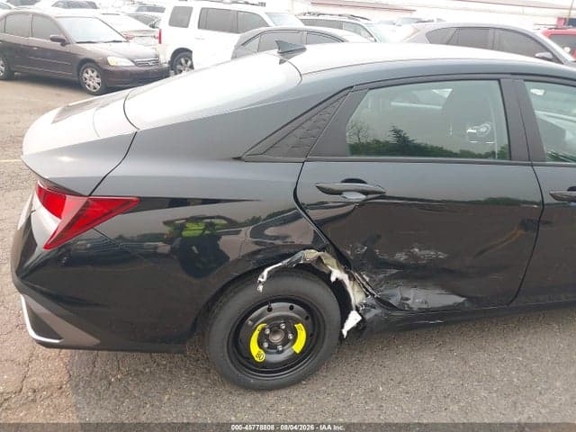 2024 HYUNDAI ELANTRA SEL 6
