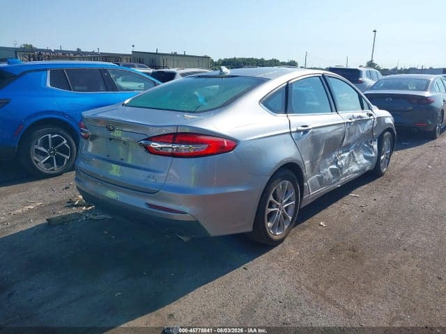 2020 FORD FUSION SE 4