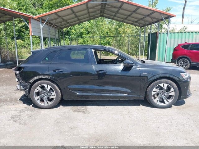 2021 AUDI E-TRON PREMIUM QUATTRO 15