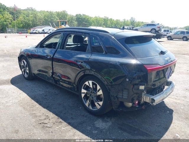 2021 AUDI E-TRON PREMIUM QUATTRO 3
