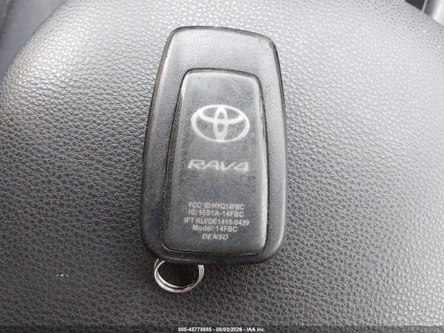 2019 TOYOTA RAV4 XLE 11