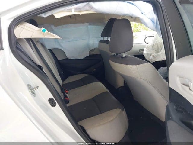 2025 TOYOTA COROLLA LE 8