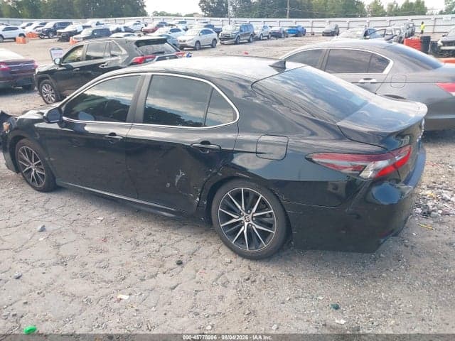 2021 TOYOTA CAMRY SE 14