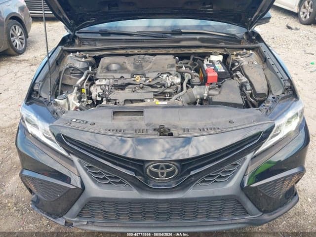 2021 TOYOTA CAMRY SE 10