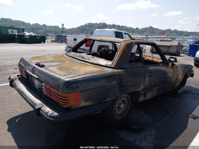1985 MERCEDES-BENZ 380 SL 4