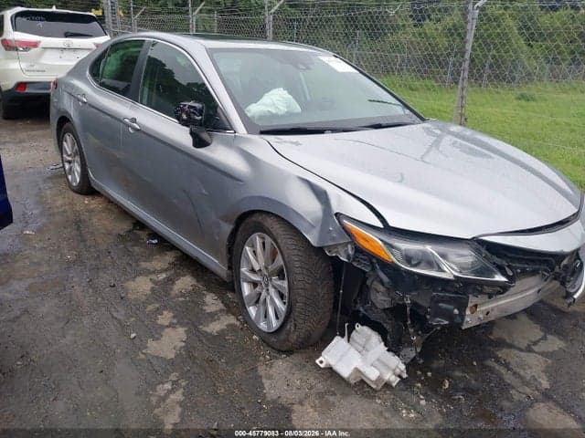 2019 TOYOTA CAMRY LE - 1