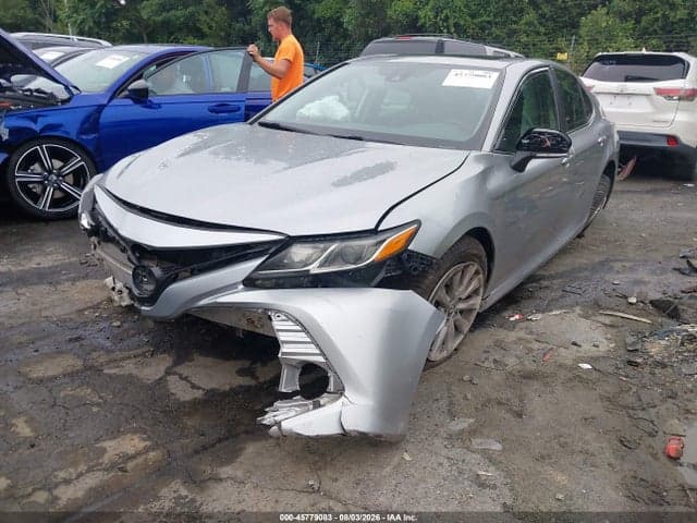 2019 TOYOTA CAMRY LE 2