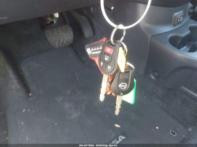 2018 NISSAN VERSA 1.6 SV 11