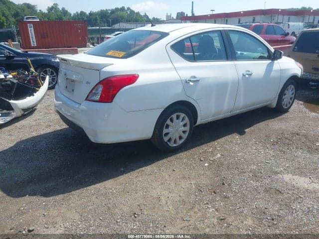 2018 NISSAN VERSA 1.6 SV 4
